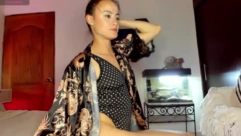 Snapshot of maxianomal chatting on 02/12/25, 02:45 Max online show from 02/12/25, 02:45