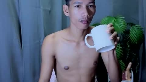 Reyn online show from 10/05/25, 10:18