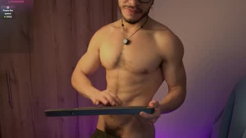 Snapshot of maxifit_ chatting on 03/14/26, 02:17 Mikael online show from 03/14/26, 02:17