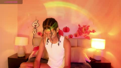 maxim online show from 10/25/25, 03:14