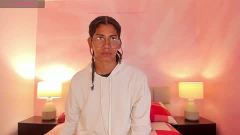 maxim online show from 11/17/25, 03:12