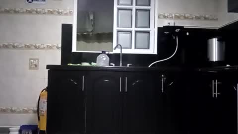 maxim online show from 11/30/25, 05:00