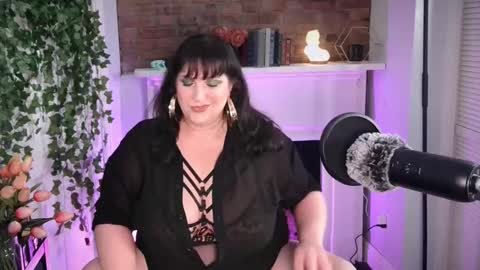 Snapshot of maximarilith chatting on 09/28/25, 05:07 Maxi Marilith online show from 09/28/25, 05:07