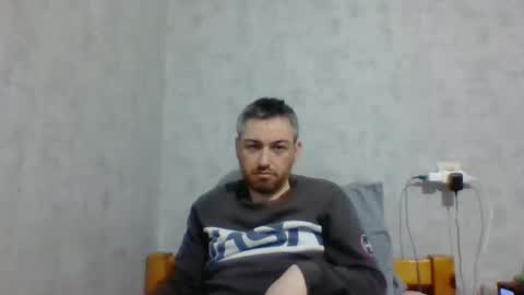 Snapshot of maximefrxx chatting on 02/19/25, 10:20 Maxime online show from 02/19/25, 10:20