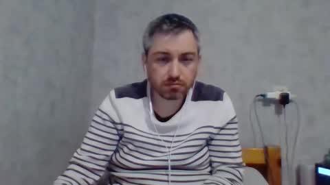 Snapshot of maximefrxx chatting on 03/05/26, 12:17 Maxime online show from 03/05/26, 12:17