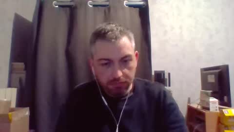 Snapshot of maximefrxx chatting on 03/07/26, 05:21 Maxime online show from 03/07/26, 05:21