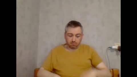 Snapshot of maximefrxx chatting on 05/28/26, 04:32 Maxime online show from 05/28/26, 04:32