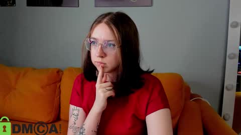 Snapshot of maximmouse chatting on 03/12/26, 12:11 maxine online show from 03/12/26, 12:11