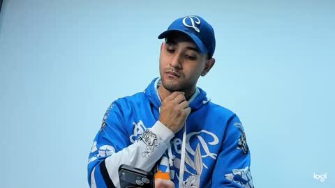 Snapshot of maximo004 chatting on 02/07/26, 10:02 Maximo online show from 02/07/26, 10:02