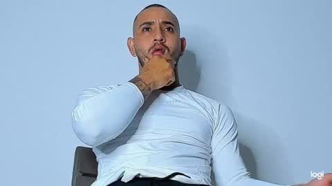 Snapshot of maximo004 chatting on 02/15/26, 11:41 Maximo online show from 02/15/26, 11:41