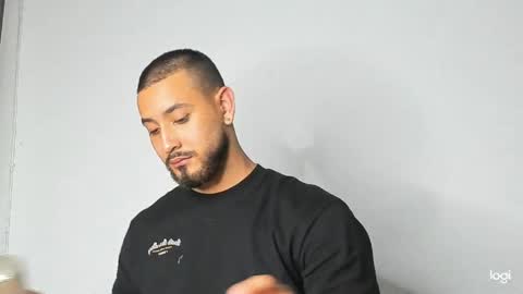 Snapshot of maximo004 chatting on 03/30/26, 03:40 Maximo online show from 03/30/26, 03:40