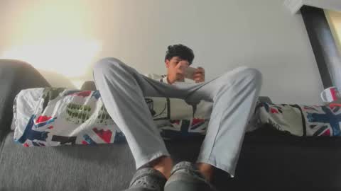 Snapshot of maximo__77 chatting on 12/21/25, 12:23 maximo__77 online show from 12/21/25, 12:23