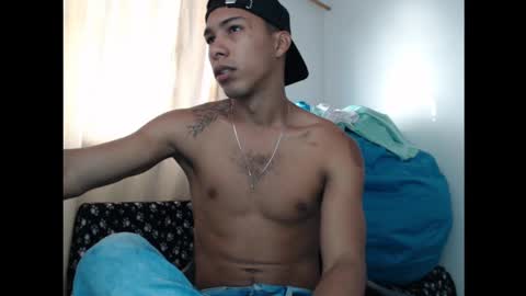 Snapshot of maximo_vega_new chatting on 12/10/24, 11:43 Maximo Aron Vega online show from 12/10/24, 11:43