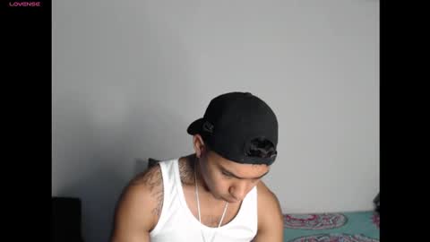 Snapshot of maximo_vega_new chatting on 12/23/24, 12:30 Maximo Aron Vega online show from 12/23/24, 12:30
