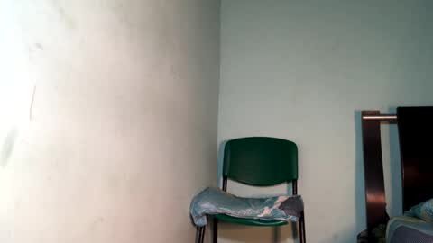 Snapshot of maximo_vega_new chatting on 02/14/25, 02:44 Maximo Aron Vega online show from 02/14/25, 02:44