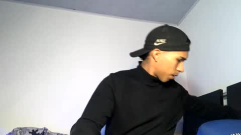 Snapshot of maximo_vega_new chatting on 03/10/25, 07:21 Maximo Aron Vega online show from 03/10/25, 07:21