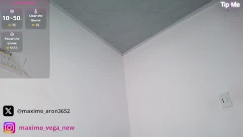 Snapshot of maximo_vega_new chatting on 09/15/25, 08:09 Maximo Aron Vega online show from 09/15/25, 08:09