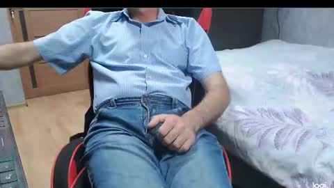 maximus3334 online show from 06/28/26, 07:42
