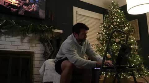 Maximus7871 online show from 12/18/25, 03:01