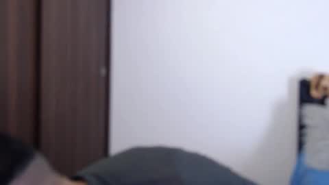 Independent Model online show from 01/04/25, 04:01