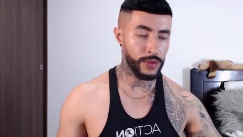 Independent Model online show from 02/19/25, 02:44