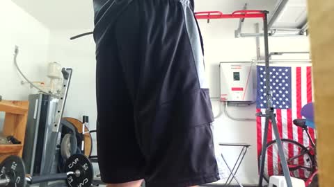 Snapshot of maximusdemitrious chatting on 10/19/25, 07:58 maximusdemitrious online show from 10/19/25, 07:58