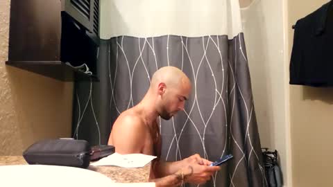 Snapshot of maximusdemitrious chatting on 12/02/25, 12:05 maximusdemitrious online show from 12/02/25, 12:05