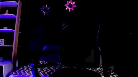 Maximus online show from 12/16/25, 04:39