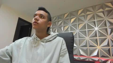 Snapshot of maximuss_19 chatting on 01/03/25, 01:14 Maximus online show from 01/03/25, 01:14