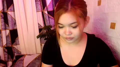 Snapshot of maxinean chatting on 07/16/26, 10:43 maxinean online show from 07/16/26, 10:43