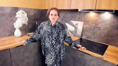 Lucy online show from 02/23/25, 02:14