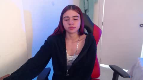 maxinesex_ online show from 03/19/26, 01:48