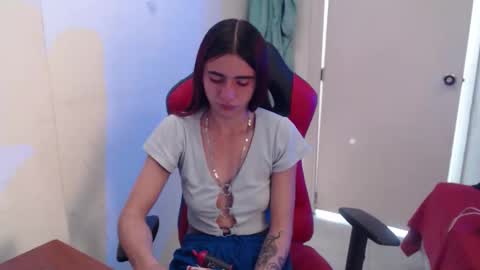 maxinesex_ online show from 06/01/26, 01:57