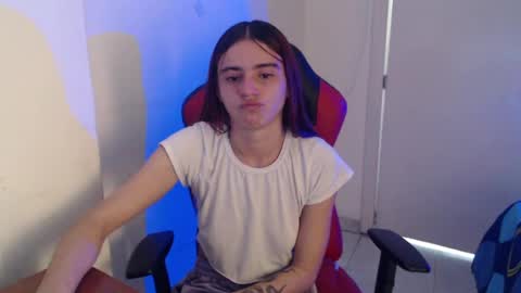 maxinesex_ online show from 06/22/26, 02:03