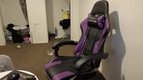  IG  online show from 10/10/25, 11:31