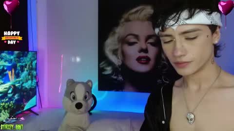 Snapshot of maxiy_001 chatting on 02/05/25, 10:08 Max online show from 02/05/25, 10:08