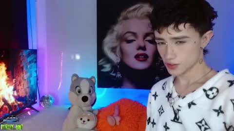 Snapshot of maxiy_001 chatting on 02/20/25, 07:12 Max online show from 02/20/25, 07:12