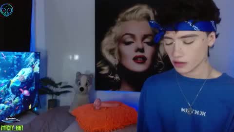 Max online show from 11/25/25, 03:01