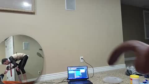 Snapshot of maxjr8008 chatting on 12/28/24, 07:22 maxjr8008 online show from 12/28/24, 07:22