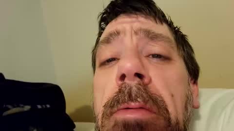 Snapshot of maxjr8008 chatting on 02/09/25, 04:18 maxjr8008 online show from 02/09/25, 04:18