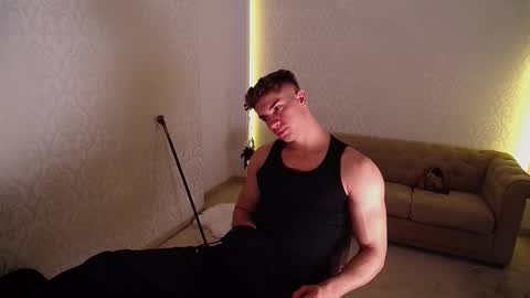 MaxKaiden online show from 11/18/25, 05:56