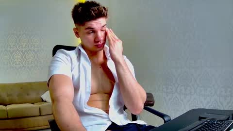 MaxKaiden online show from 03/04/26, 05:57