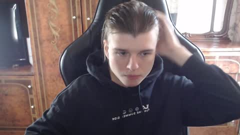 Snapshot of maxplay18 chatting on 12/05/24, 10:23 Max online show from 12/05/24, 10:23