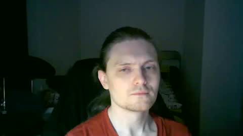 Snapshot of maxs_93 chatting on 01/01/25, 12:11 maxs_93 online show from 01/01/25, 12:11