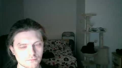 Snapshot of maxs_93 chatting on 10/19/25, 04:40 maxs_93 online show from 10/19/25, 04:40