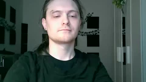 Snapshot of maxs_93 chatting on 03/14/26, 06:13 maxs_93 online show from 03/14/26, 06:13