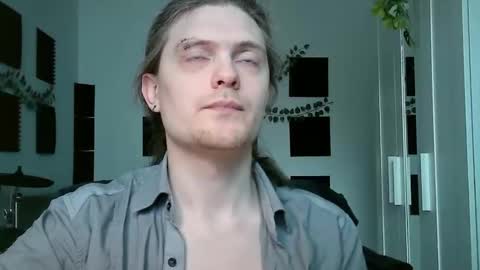 Snapshot of maxs_93 chatting on 03/29/26, 12:49 maxs_93 online show from 03/29/26, 12:49