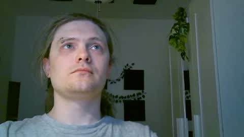 Snapshot of maxs_93 chatting on 08/03/26, 06:44 maxs_93 online show from 08/03/26, 06:44