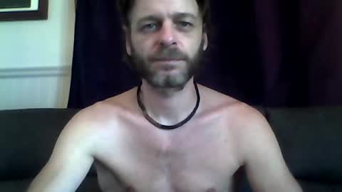 Snapshot of maxthewolf chatting on 06/28/26, 02:34 MaxTheWolf online show from 06/28/26, 02:34