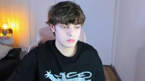 Max online show from 03/17/26, 08:56